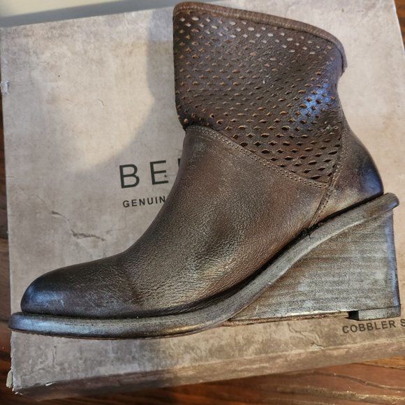 Bedstu womens dutchess size 7 with box - Picture 2 of 7